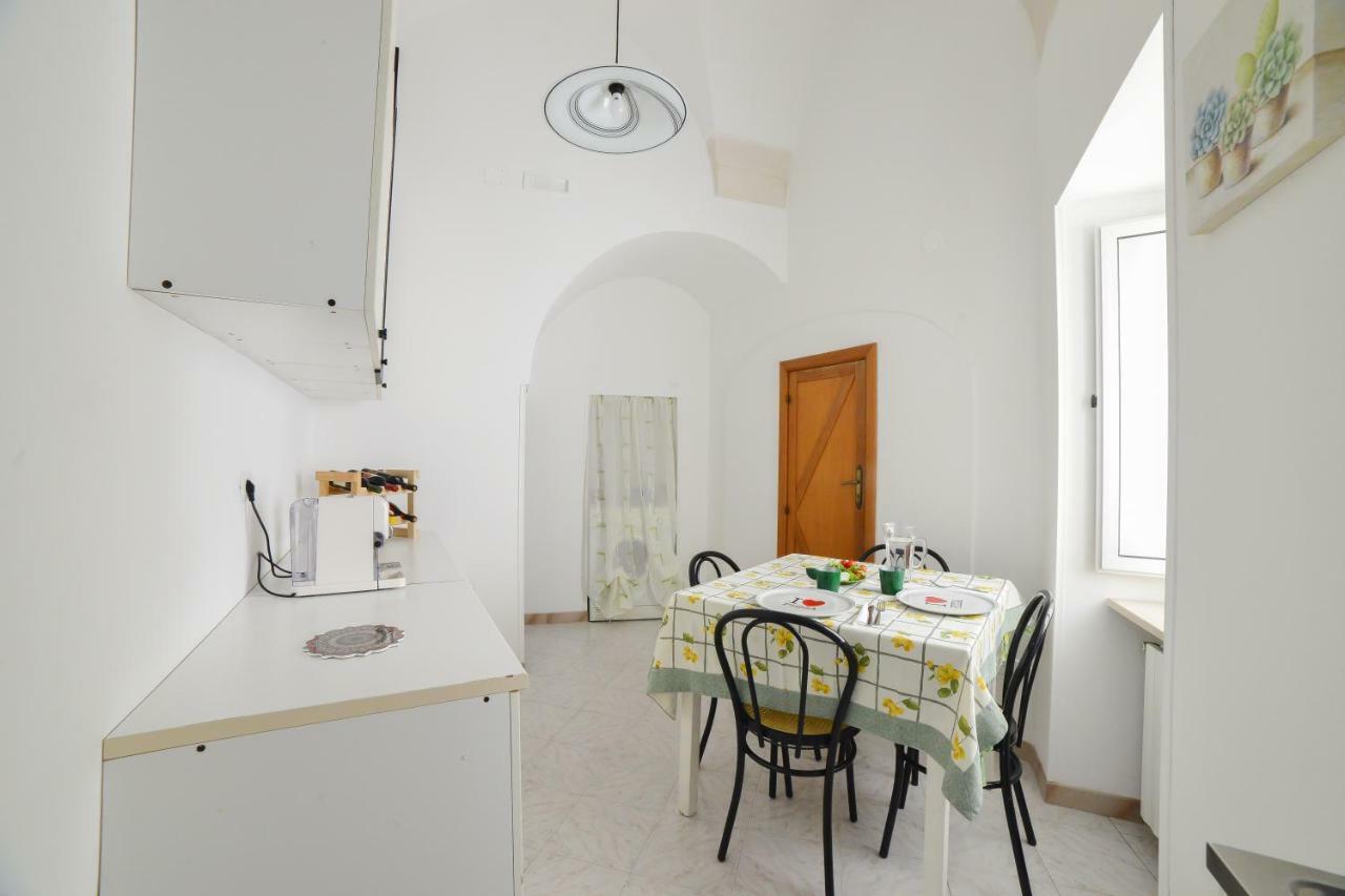 Typical Apulian Apartment Martina Franca Exterior photo